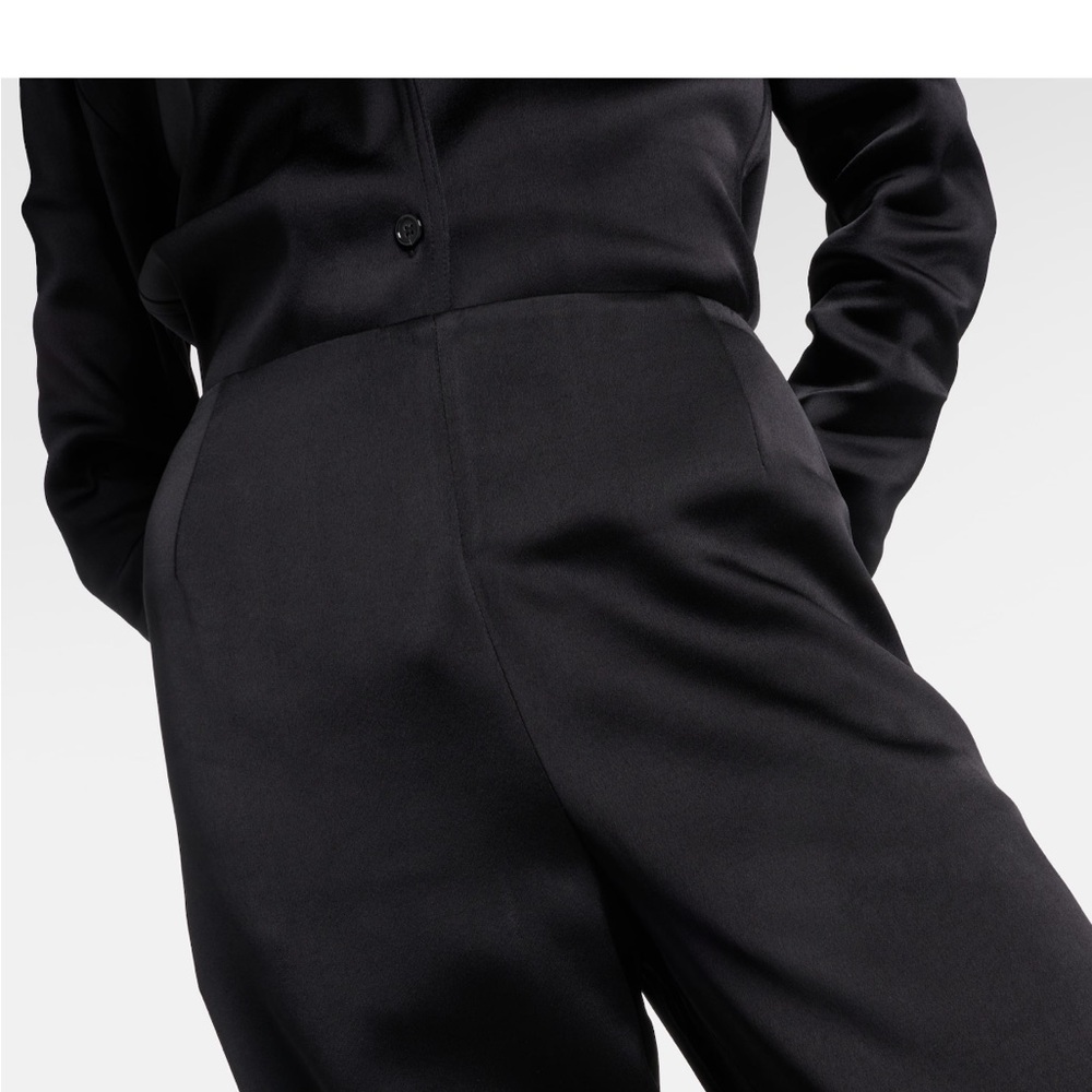 Toteme Black Satin Trousers with Elegant Wide-Leg Design - Picture 4 of 4